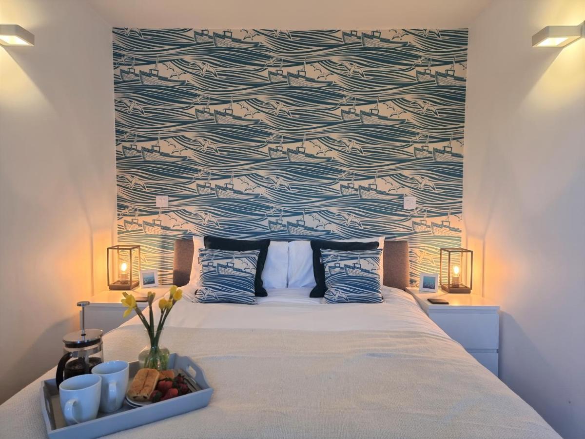 The Bunker-Luxe Central Falmouth Getaway With Stunning Sea Views Exterior foto